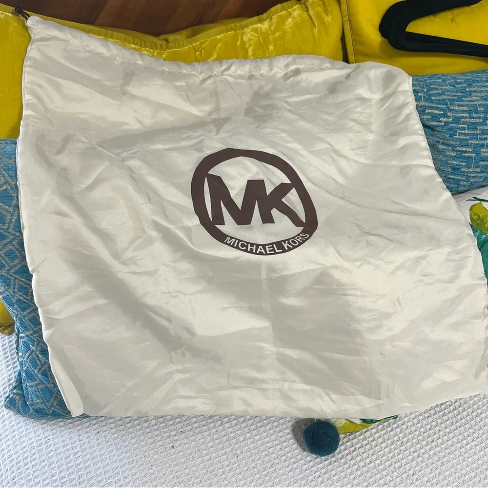 XL Michael Kors Purse Dustbag Draw String Bag‎ Cream & Brown Purse Protector